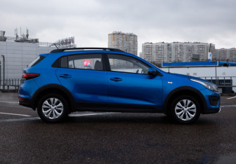 Подержанный автомобиль Kia Rio Hatchback 2019 года (7 фото)