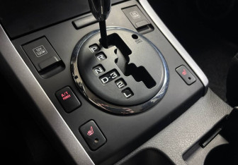 Подержанный автомобиль Suzuki Grand Vitara 2014 года (17 фото)