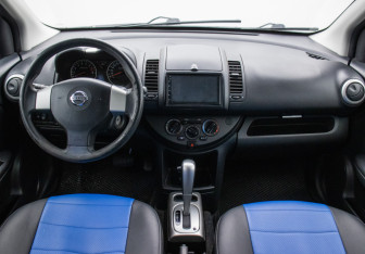 Подержанный автомобиль Nissan Note 2013 года (13 фото)