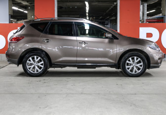 Подержанный автомобиль Nissan Murano Suv 2014 года (4 фото)