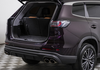 Подержанный автомобиль Chery Tiggo 8 Pro Max 2023 года (23 фото)