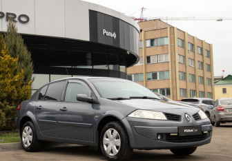 Подержанный автомобиль Renault Megane Sedan 2007 года (2 фото)