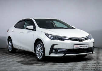 Подержанный автомобиль Toyota Corolla Sedan 2016 года (3 фото)
