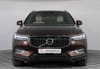 Подержанный автомобиль Volvo XC60 2019 года (2 фото)