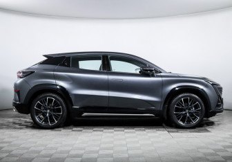 Подержанный автомобиль Changan UNI-T 2023 года (4 фото)