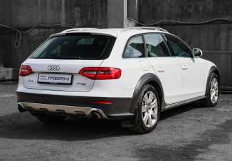 Подержанный автомобиль Audi A4 allroad 2014 года (4 фото)