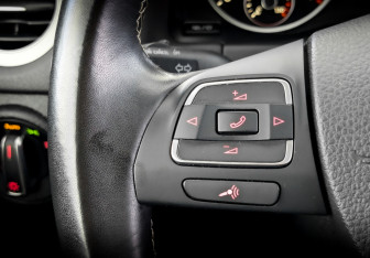 Подержанный автомобиль Volkswagen Tiguan 2016 года (27 фото)