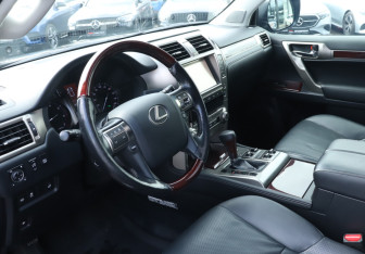 Подержанный автомобиль Lexus GX 2016 года (13 фото)