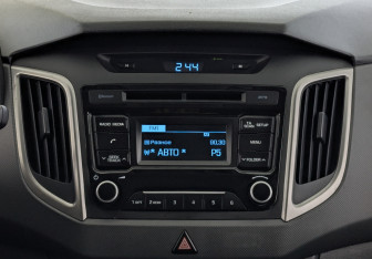 Подержанный автомобиль Hyundai Creta 2018 года (17 фото)