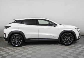 Подержанный автомобиль Changan UNI-T 2024 года (4 фото)