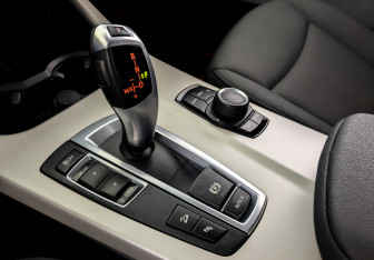 Подержанный автомобиль BMW X3 2013 года (25 фото)