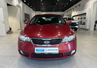 Подержанный автомобиль Kia Cerato Sedan 2010 года (2 фото)