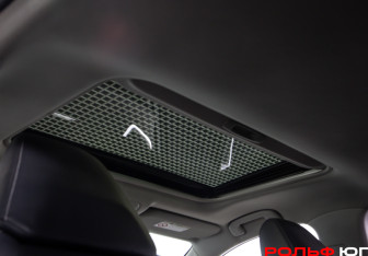 Подержанный автомобиль Toyota RAV4 2021 года (12 фото)