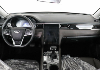 Подержанный автомобиль JAC J7 2023 года (7 фото)