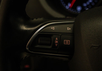 Подержанный автомобиль Audi A3 Sedan 2014 года (10 фото)