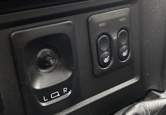 Подержанный автомобиль Chevrolet Niva 2010 года (15 фото)