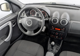 Подержанный автомобиль LADA (ВАЗ) Largus Wagon 2018 года (26 фото)