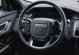 Подержанный автомобиль Land Rover Range Rover Velar 2019 года (15 фото)