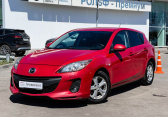 Подержанный автомобиль Mazda 3 Hatchback 2012 года (1 фото)