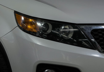Подержанный автомобиль Kia Sorento 2012 года (15 фото)