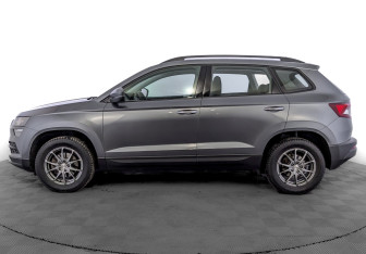 Подержанный автомобиль Skoda Karoq 2020 года (7 фото)