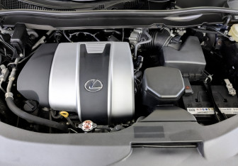 Подержанный автомобиль Lexus RX 2018 года (9 фото)