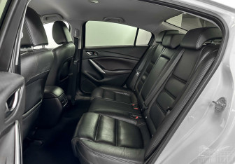 Подержанный автомобиль Mazda 6 Sedan 2015 года (13 фото)