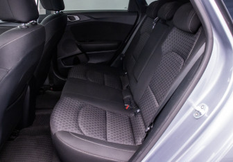 Подержанный автомобиль Kia Ceed Hatchback 2019 года (11 фото)