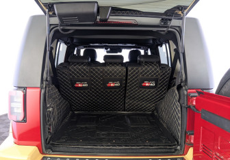 Подержанный автомобиль BAIC BJ40 2023 года (9 фото)