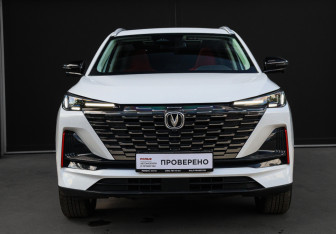 Подержанный автомобиль Changan UNI-S 2024 года (2 фото)