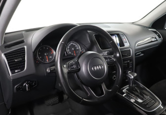 Подержанный автомобиль Audi Q5 2014 года (13 фото)