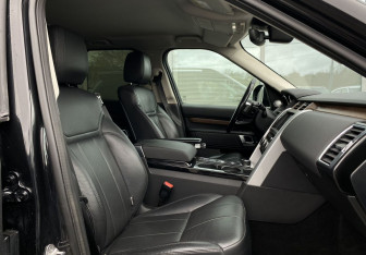 Подержанный автомобиль Land Rover Discovery 2017 года (26 фото)