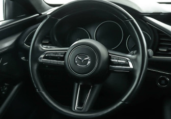Подержанный автомобиль Mazda 3 Sedan 2021 года (9 фото)