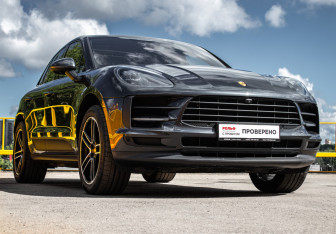 Подержанный автомобиль Porsche Macan 2019 года (3 фото)