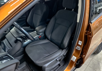 Подержанный автомобиль Ford Kuga 2017 года (20 фото)