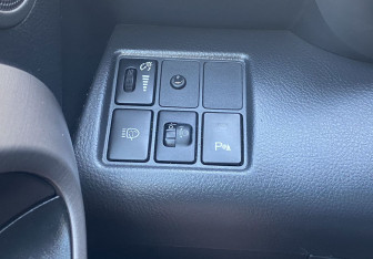 Подержанный автомобиль Toyota RAV4 2008 года (19 фото)