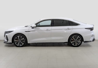 Подержанный автомобиль Chery Arrizo 8 2023 года (8 фото)