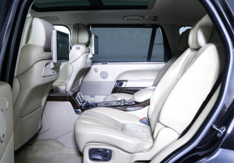 Подержанный автомобиль Land Rover Range Rover 2014 года (11 фото)