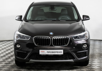 Подержанный автомобиль BMW X1 2017 года (2 фото)