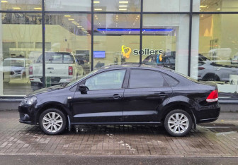 Подержанный автомобиль Volkswagen Polo Sedan 2012 года (5 фото)