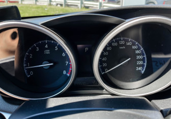 Подержанный автомобиль Mazda 3 Hatchback 2012 года (11 фото)
