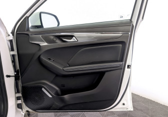 Подержанный автомобиль Haval Jolion 2023 года (24 фото)