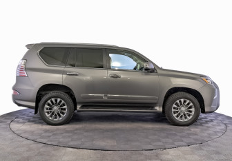 Подержанный автомобиль Lexus GX 2014 года (4 фото)