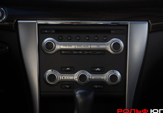 Подержанный автомобиль Nissan Teana 2011 года (19 фото)