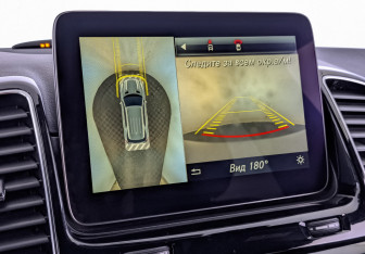 Подержанный автомобиль Mercedes-Benz GLE 2016 года (28 фото)