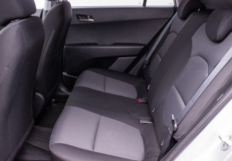 Подержанный автомобиль Hyundai Creta 2016 года (11 фото)