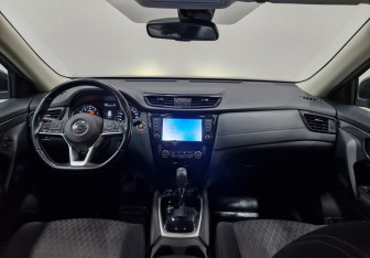 Подержанный автомобиль Nissan X-Trail 2020 года (14 фото)