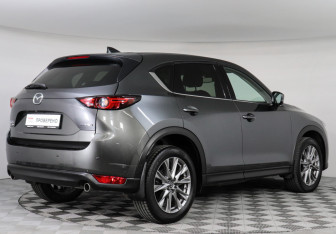 Подержанный автомобиль Mazda CX-5 2021 года (5 фото)