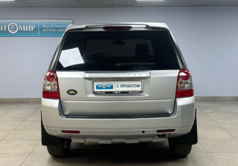 Подержанный автомобиль Land Rover Freelander 2008 года (6 фото)