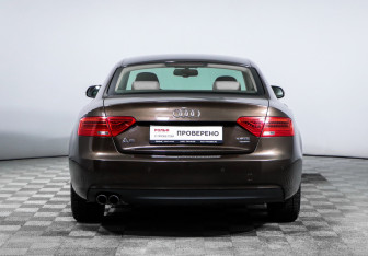 Подержанный автомобиль Audi A5 Coupe 2014 года (6 фото)